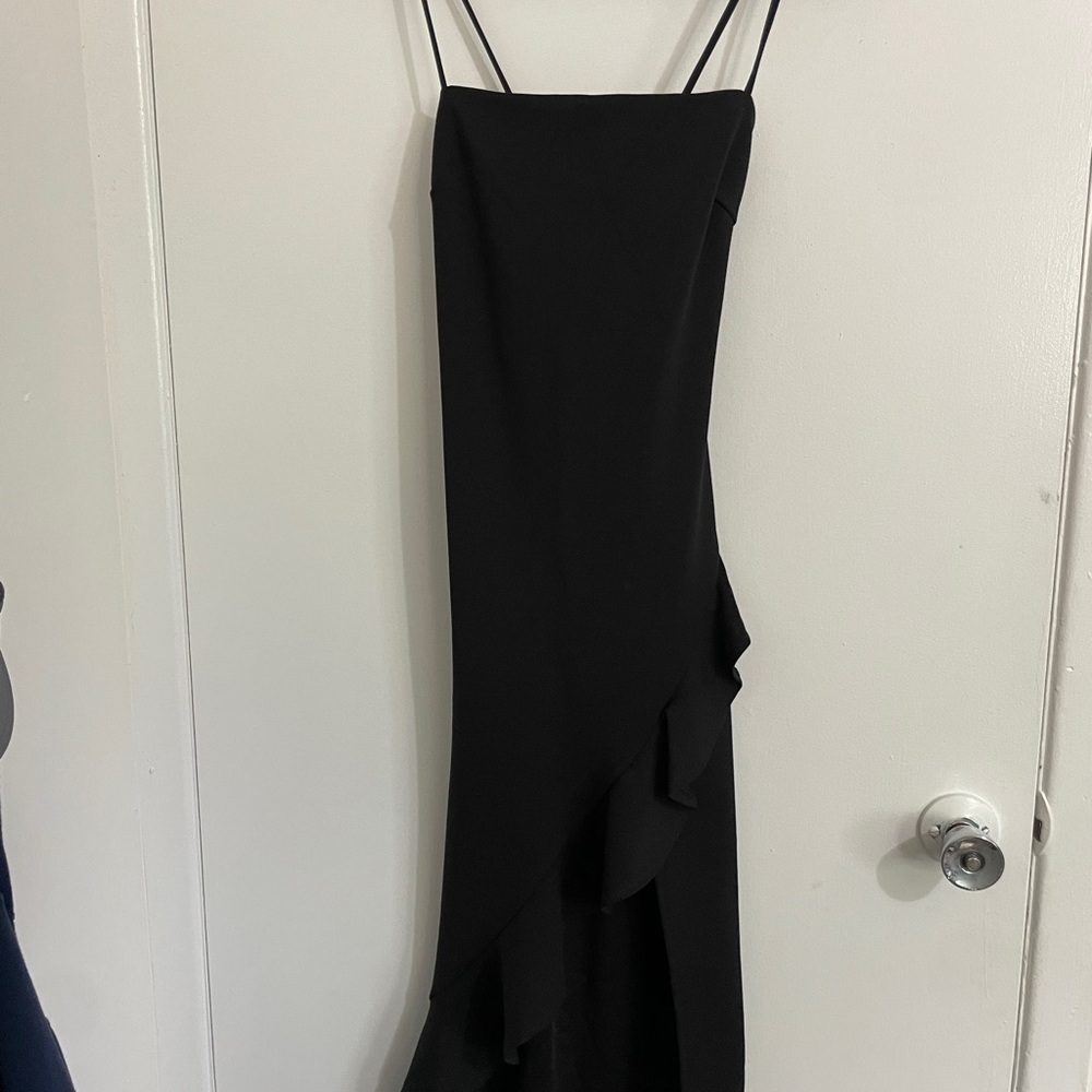 Elegant Black Sleeveless Dress